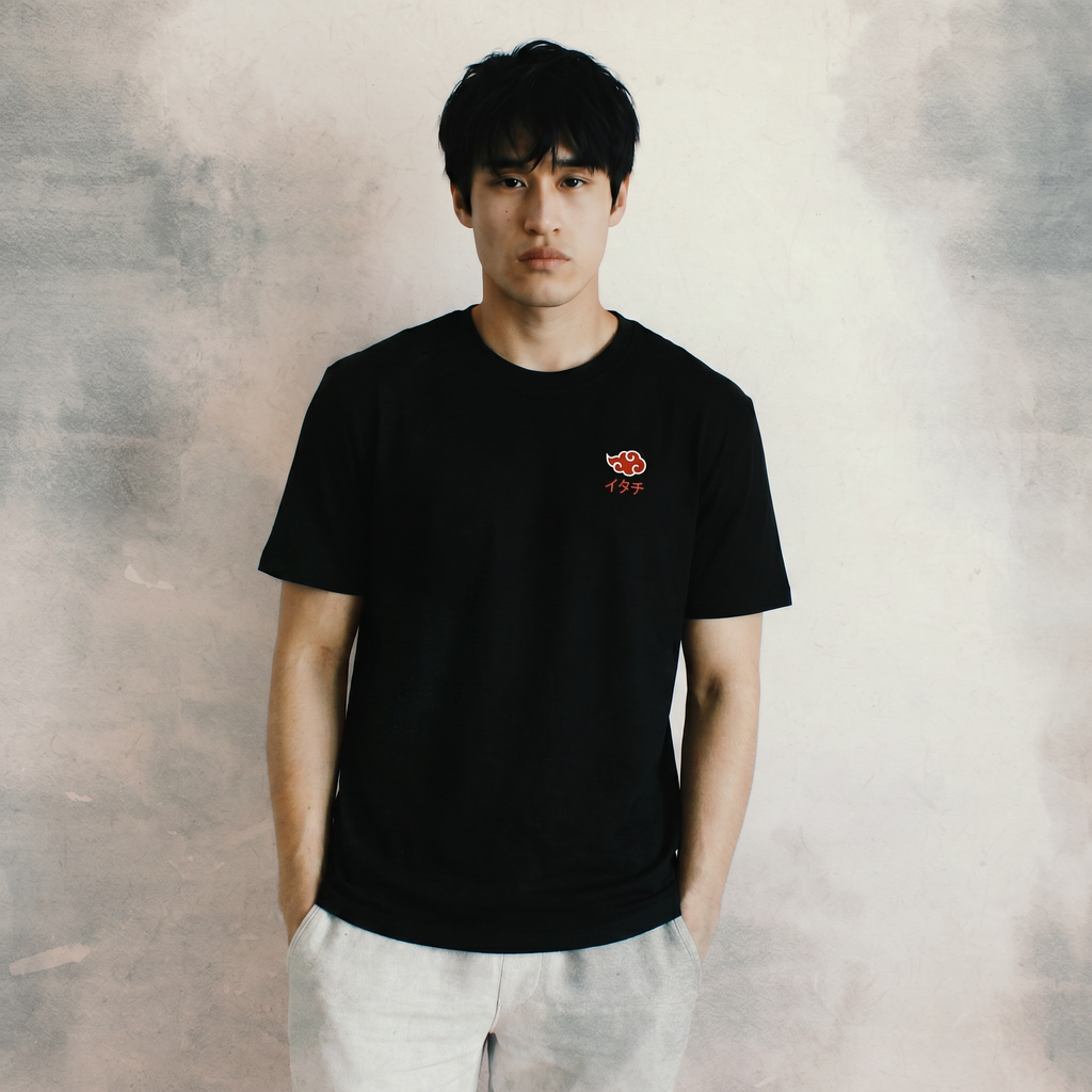 T-Shirt Regular Naruto Shippuden™ [Itachi Akatsuki] · Noir