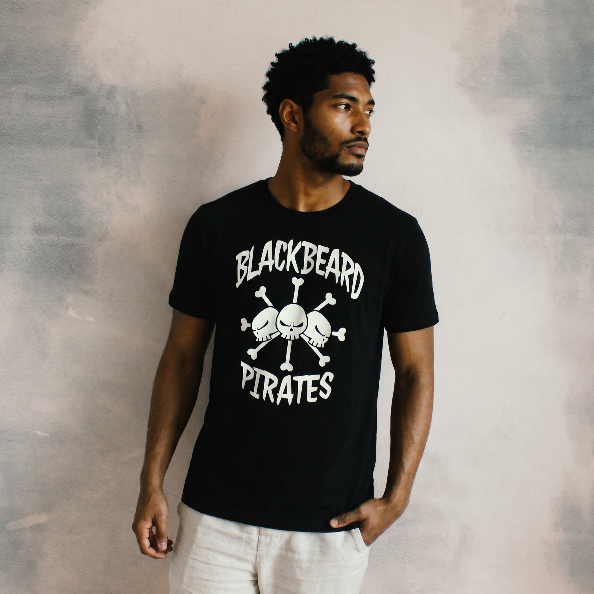 T-Shirt Regular One Piece™ [Marshall D.Teach] · Noir · Fournisseur B2B PROJO PRO
