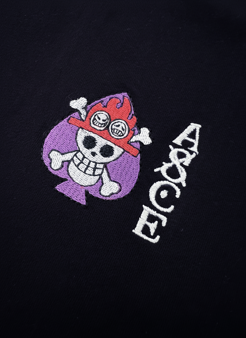 T-Shirt Regular One Piece™ [Ace Skull Tattoo] · Noir