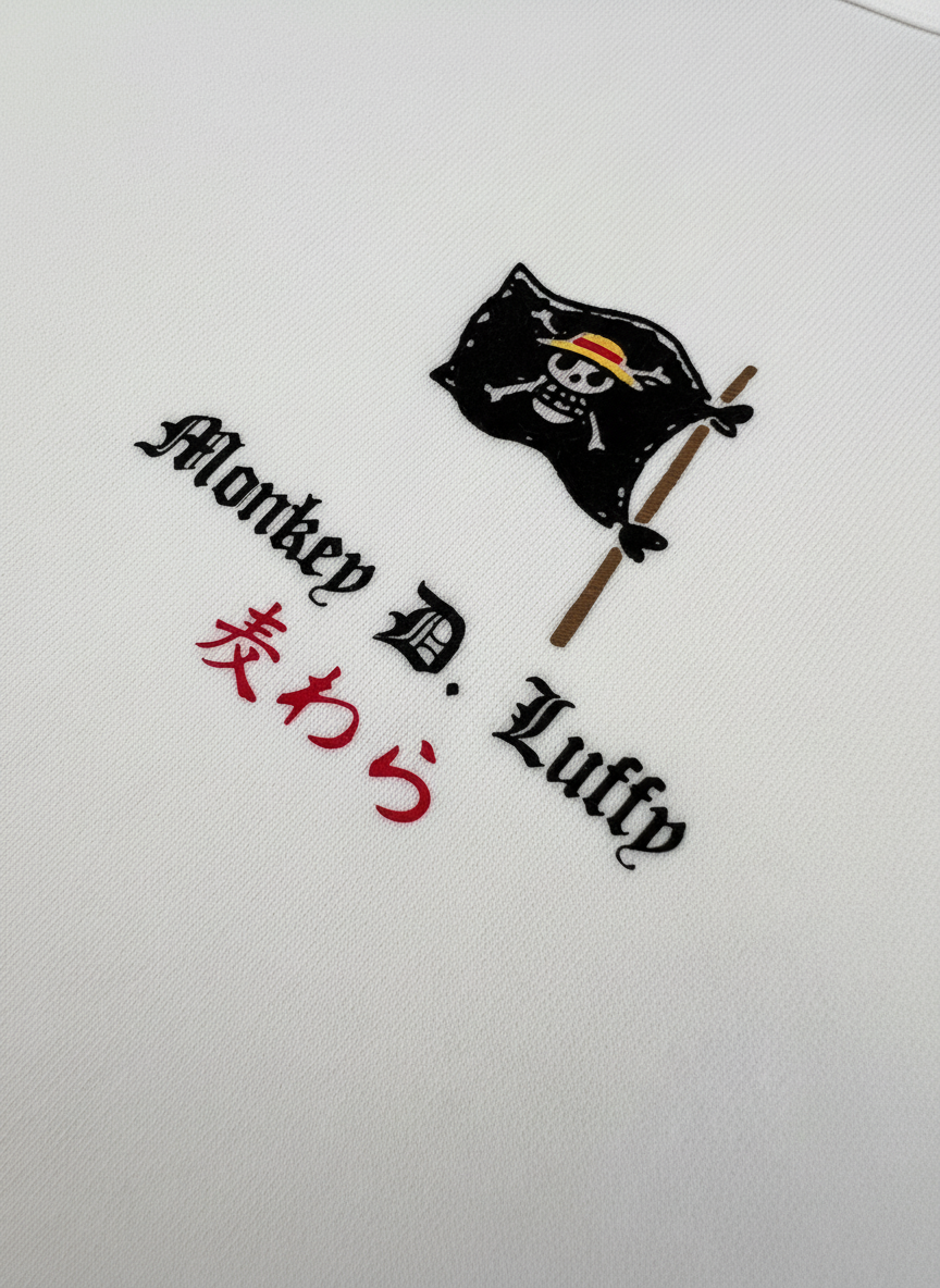 T-Shirt Regular One Piece™ [Monkey D.Luffy Flag] · Blanc