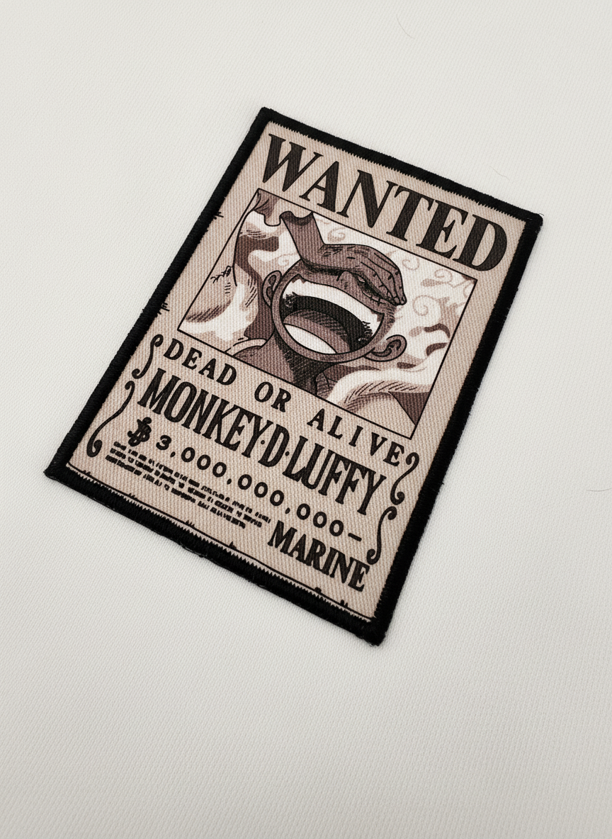 T-Shirt Regular One Piece™ [Luffy Wanted] · Blanc