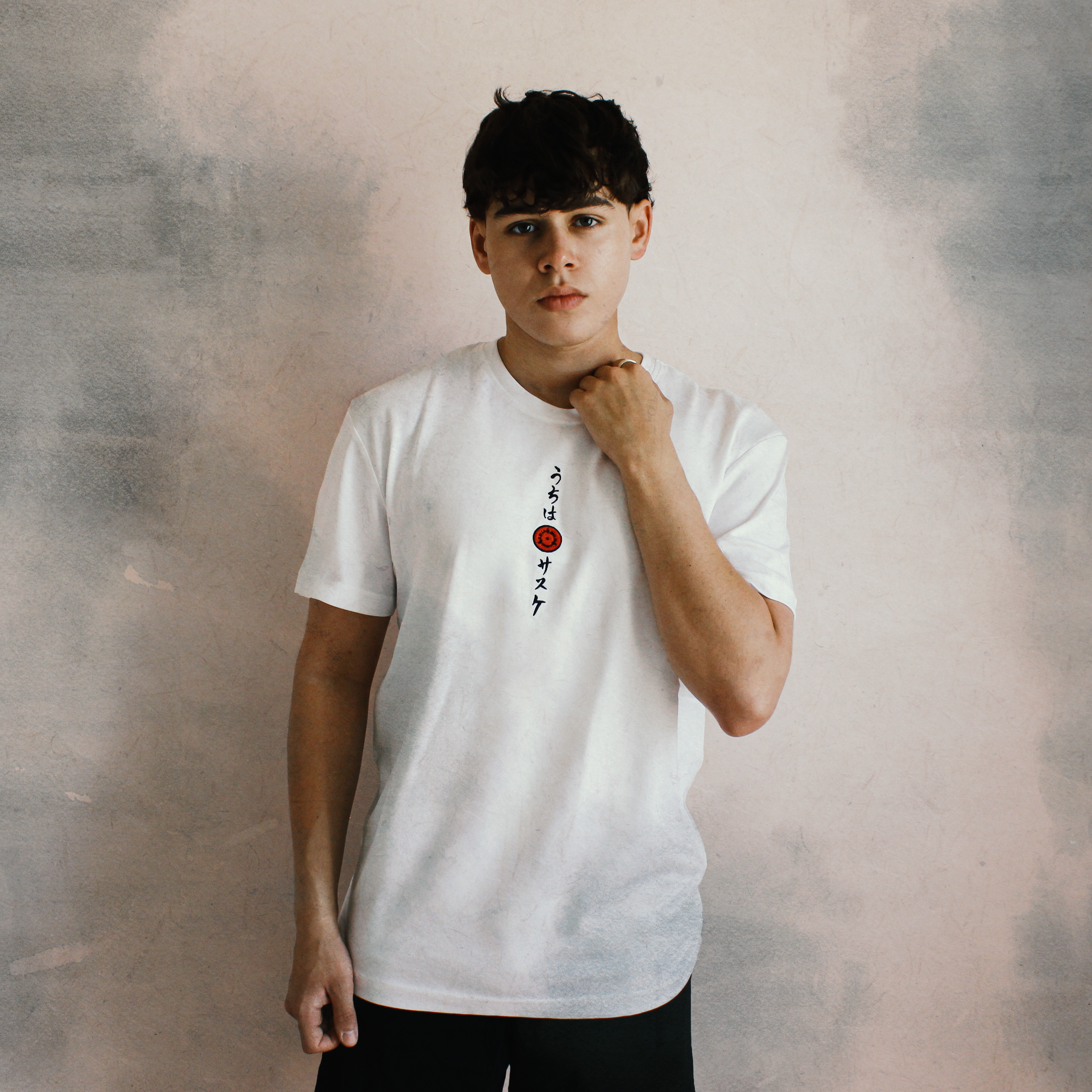 T-Shirt Regular Naruto Shippuden™ [Sasuke Sharingan] · Blanc