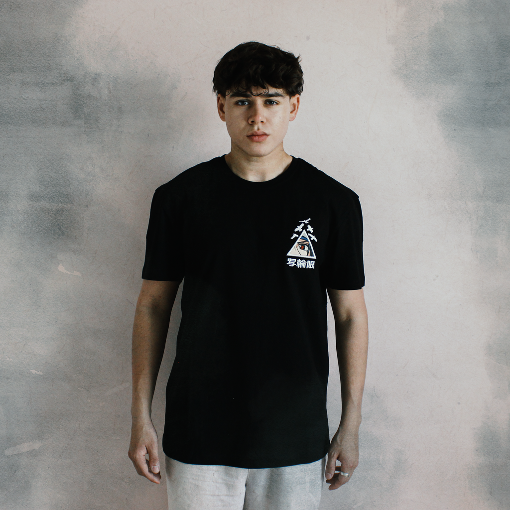 T-Shirt Regular Naruto Shippuden™ [Itachi Crow] · Noir