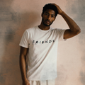 T-Shirt Regular Friends™ [Logo] · Blanc · Fournisseur B2B PROJO PRO