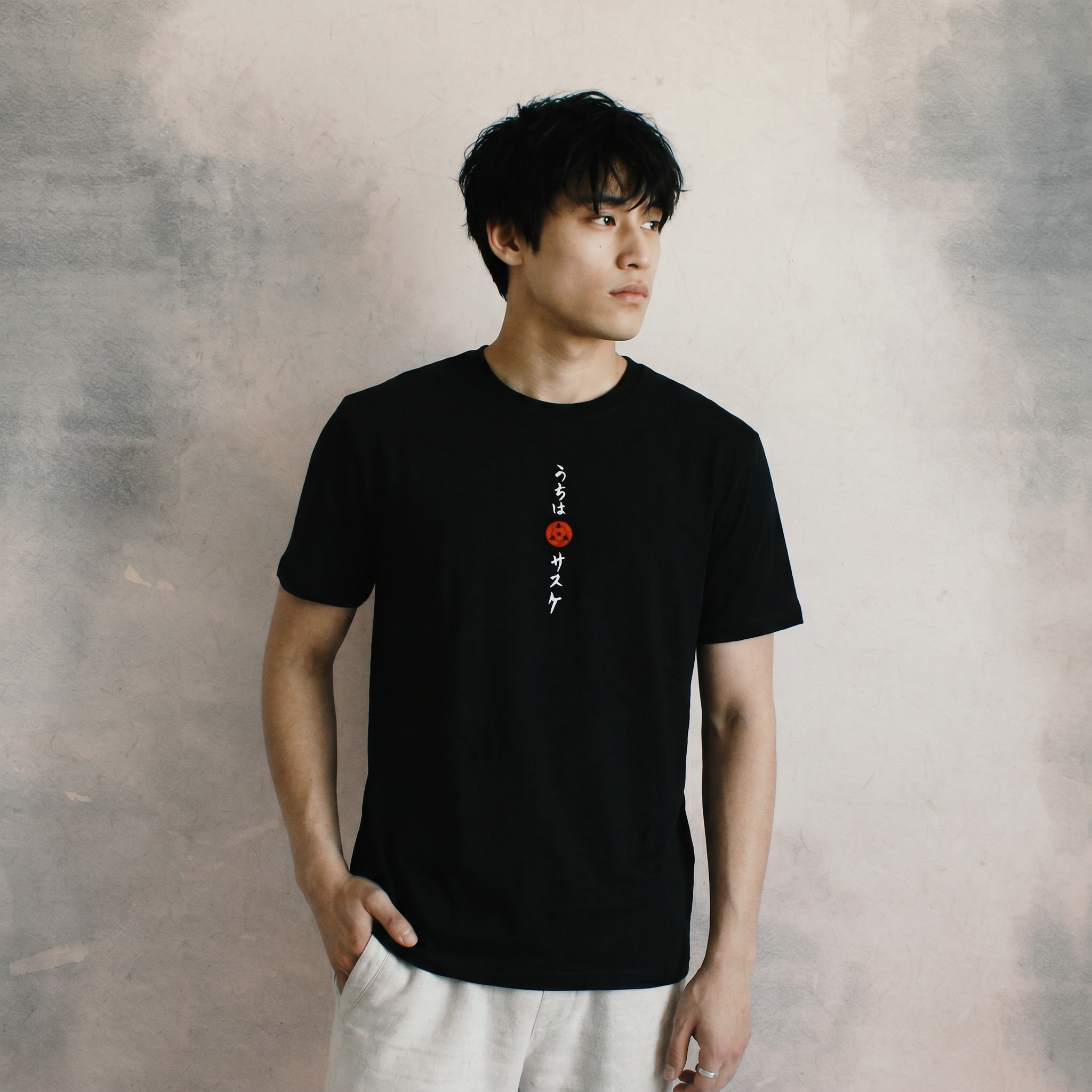 T-Shirt Regular Naruto Shippuden™ [Sasuke Sharingan] · Noir